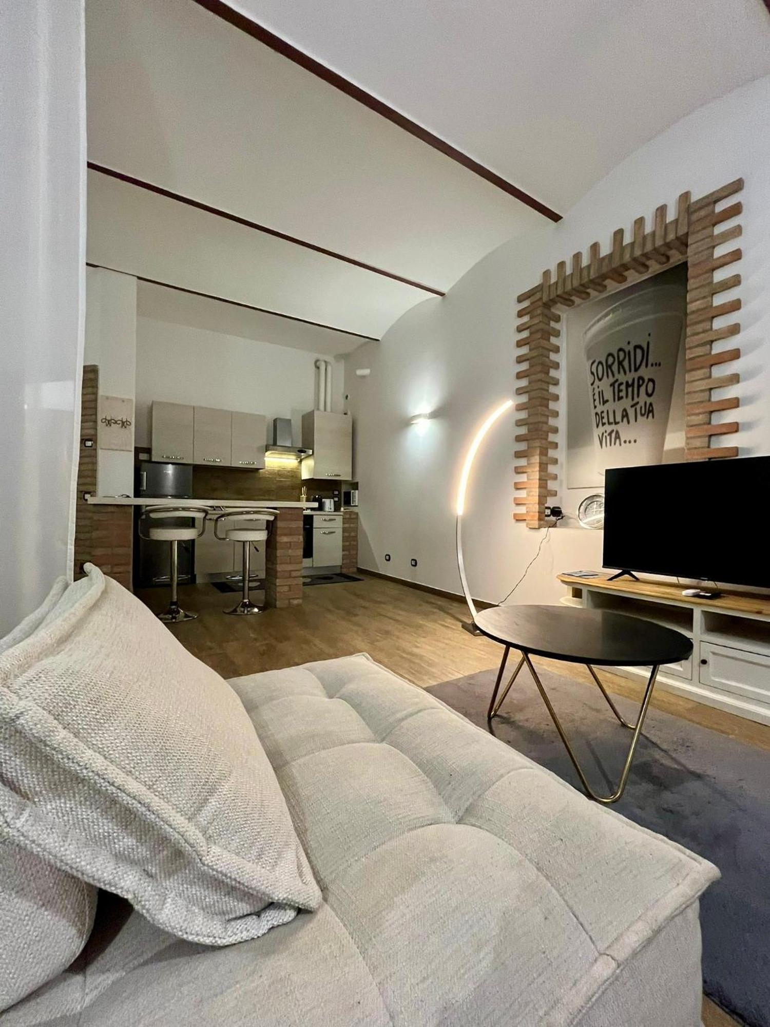 Residenza Corrado By Almanova Residenze Apartment Mantova Exterior foto